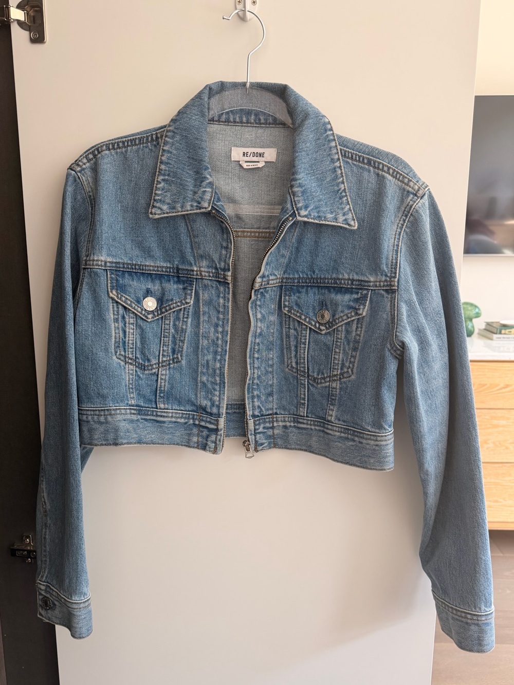 Re/Done Cropped Denim Jean Jacket in Light Blue Wash